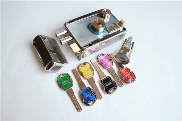 十堰開鎖公司教你保養(yǎng)指紋鎖